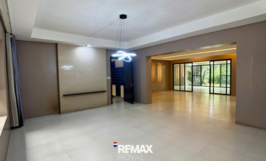 Modern 5BR House with Pool & Garden – Dasmariñas Village, Makati