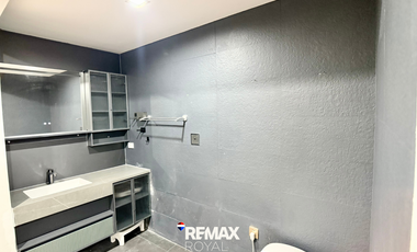 Modern 5BR House with Pool & Garden – Dasmariñas Village, Makati