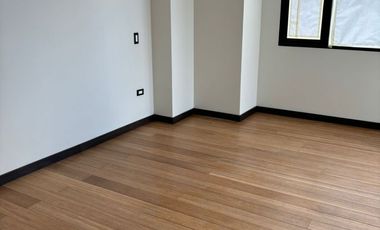 Vendo departamento de tres habitaciones por estrenar