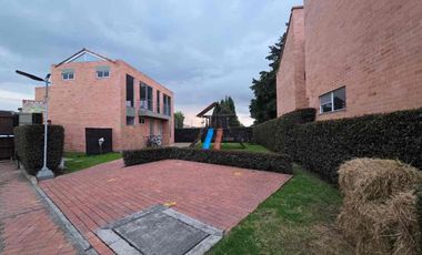 vendo hermosa casa hacienda el Ng