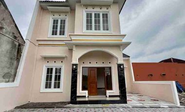 Rumah Baru Mewah murah dekta pasar potorono