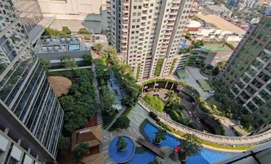 Dijual murah rugi full furnished mewah apartment One Icon Tp6