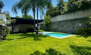 RENTO CASA  NUEVA EN FRACC. COL. CENTRO, CUERNAVACA