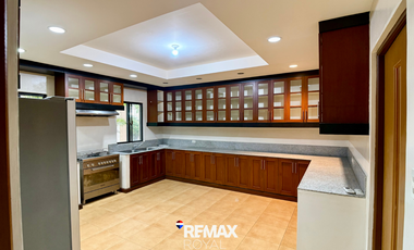 Spacious 2-Storey House with Pool & Garden for Rent – Dasmariñas Village, Makati