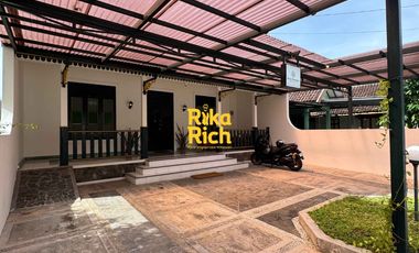 Rumah Klasik Cantik Modern dalam Njeron Benteng Kraton Yogyakarta jarang ada dengan tanah yang minimalis dan full furnished