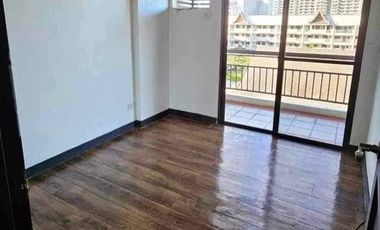 2 BR Condo in Taguig City  w PARKING Bare Unit PHP 30k/mo