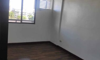 2 BR Condo in Taguig City  w PARKING Bare Unit PHP 30k/mo