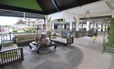 2 BR Condo in Taguig City  w PARKING Bare Unit PHP 30k/mo