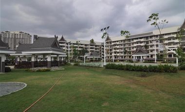 2 BR Condo in Taguig City  w PARKING Bare Unit PHP 30k/mo