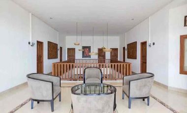 F o r  s a l e 

Kost Elite di Kawasan Premium Denpasar Timur hanya selangkah ke Pantai Sanur dan Padang Galak.