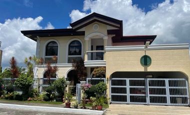 House and Lot in Royale Tagaytay Estates