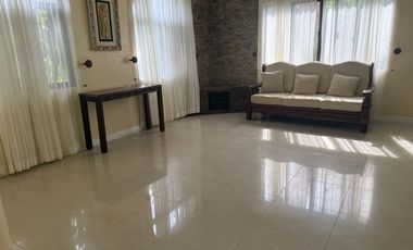 House and Lot in Royale Tagaytay Estates