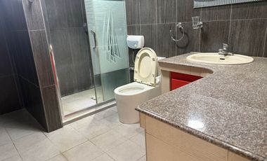 House and Lot in Royale Tagaytay Estates