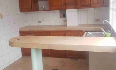 Alquiler de suite cercana al Mall del Sol