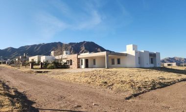 CASA A ESTRENAR. FINANCIACION. PERMUTA POR VEHÍCULOS.