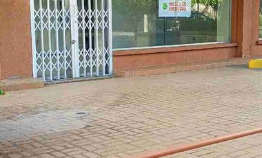 RENTA $ 1500 NEGOCIABLE INCLUYE ALICUOTA , AMPLIO LOCAL COMERCIAL, EXCELENTE UBICACIÓN APROXIMADOS 100 MTRS.