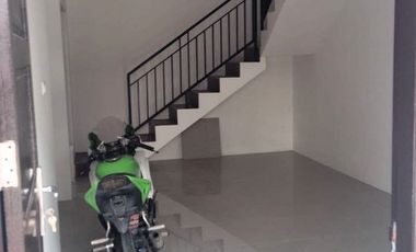 Rumah 2 Lantai SHM Bebas Banjir 3 Menit ke LRT Cikunir Jatibening