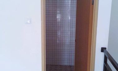 Rumah 2 Lantai SHM Bebas Banjir 3 Menit ke LRT Cikunir Jatibening