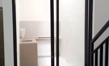 Rumah 2 Lantai SHM Bebas Banjir 3 Menit ke LRT Cikunir Jatibening