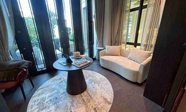 Super luxury 6 bedroom house with a private pool for sale in Pattanakarn