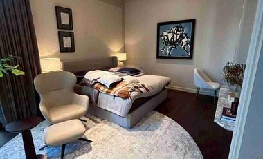 Super luxury 6 bedroom house with a private pool for sale in Pattanakarn