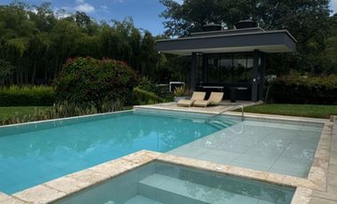 VENTA DE CASA CAMPESTRE EN COMBIA EN PARCELACION.