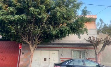 CASA EN VENTA - 6 Recámaras - $1,300,000 (no aplica crédito)