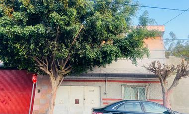 CASA EN VENTA - 6 Recámaras - $1,300,000 (no aplica crédito)