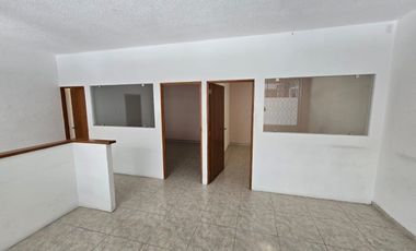 Oficina o Local en Renta en Planta Baja en Avenida Lomas Verdes