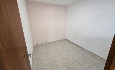 Oficina o Local en Renta en Planta Baja en Avenida Lomas Verdes