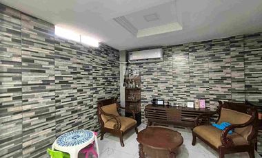 VENTA - CASA REMODELADA