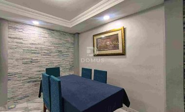 VENTA - CASA REMODELADA