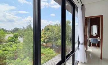 Properti Premium! Rumah Induk + 3 Villa Private Pool belakang Hyatt Palagan