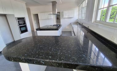 Venta espectacular casa en ciudad Jardin cali