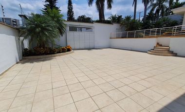 Venta espectacular casa en ciudad Jardin cali