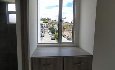 ARRIENDO APARTAMENTE EXCELENTE UBICACIÓN, CERCA DE TODO, CON SENDERO PEATONAL
