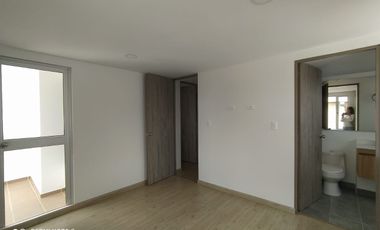 ARRIENDO APARTAMENTE EXCELENTE UBICACIÓN, CERCA DE TODO, CON SENDERO PEATONAL