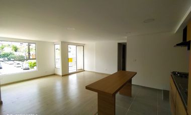 ARRIENDO APARTAMENTE EXCELENTE UBICACIÓN, CERCA DE TODO, CON SENDERO PEATONAL