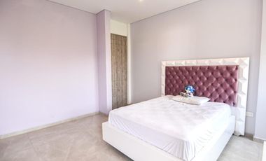 Venta espectacular casa espejo en pance