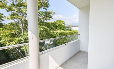 Venta espectacular casa espejo en pance