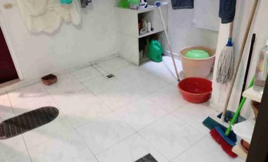VENDO APARTAMENTO RICAURTE AREA  84 METROS PRIMER PISO Y LOCAL