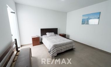 Casa Moderna con Piscina y Gran Terreno en Venta – Cieneguilla. Ubicación Inmejorable!!!