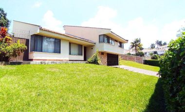 Venta casa en ciudad Jardin cali