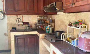 dijual rumah lantai 3 padang sambian kelod