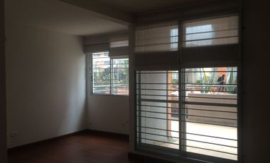 APARTAMENTO DE DOS ALCOBAS Y TERRAZA EN CONJUNTO CERRADO CERCA DE TITAN