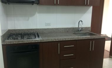 APARTAMENTO DE DOS ALCOBAS Y TERRAZA EN CONJUNTO CERRADO CERCA DE TITAN
