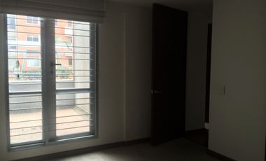 APARTAMENTO DE DOS ALCOBAS Y TERRAZA EN CONJUNTO CERRADO CERCA DE TITAN