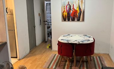 Descripción. Depto. 3 dormitorios,  1 baño, cocina cerrada, estacionamiento descubierto, 47m2. tercer piso, balcón.