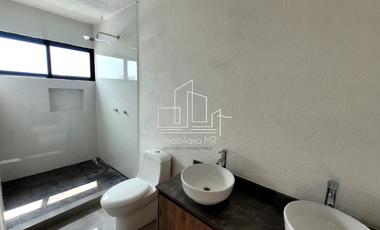 CASA CON ALBERCA EN MORELOS