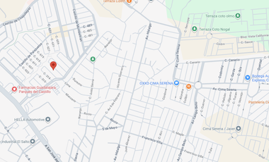 CASA EN VENTA EN BUENAS CONDICIONES. PARQUES DEL CASTLLO, JAL. RECUPERACION ADJUDICADA.